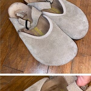 Tan Suede Rosemead Birkenstock Clogs size 35